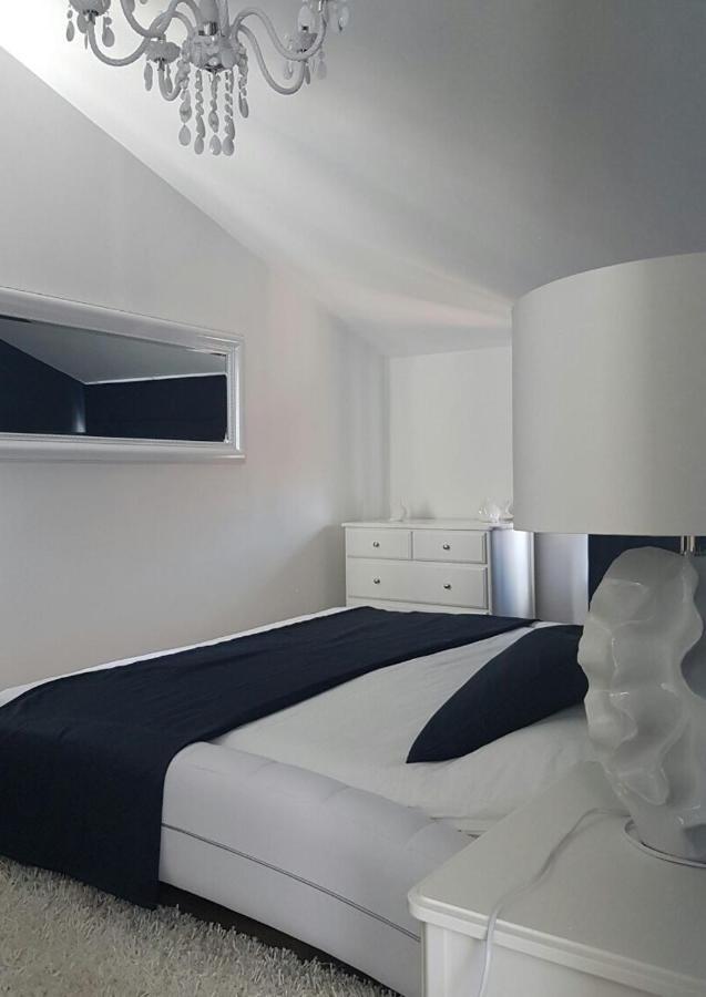 Apartments Christine Умаг Экстерьер фото